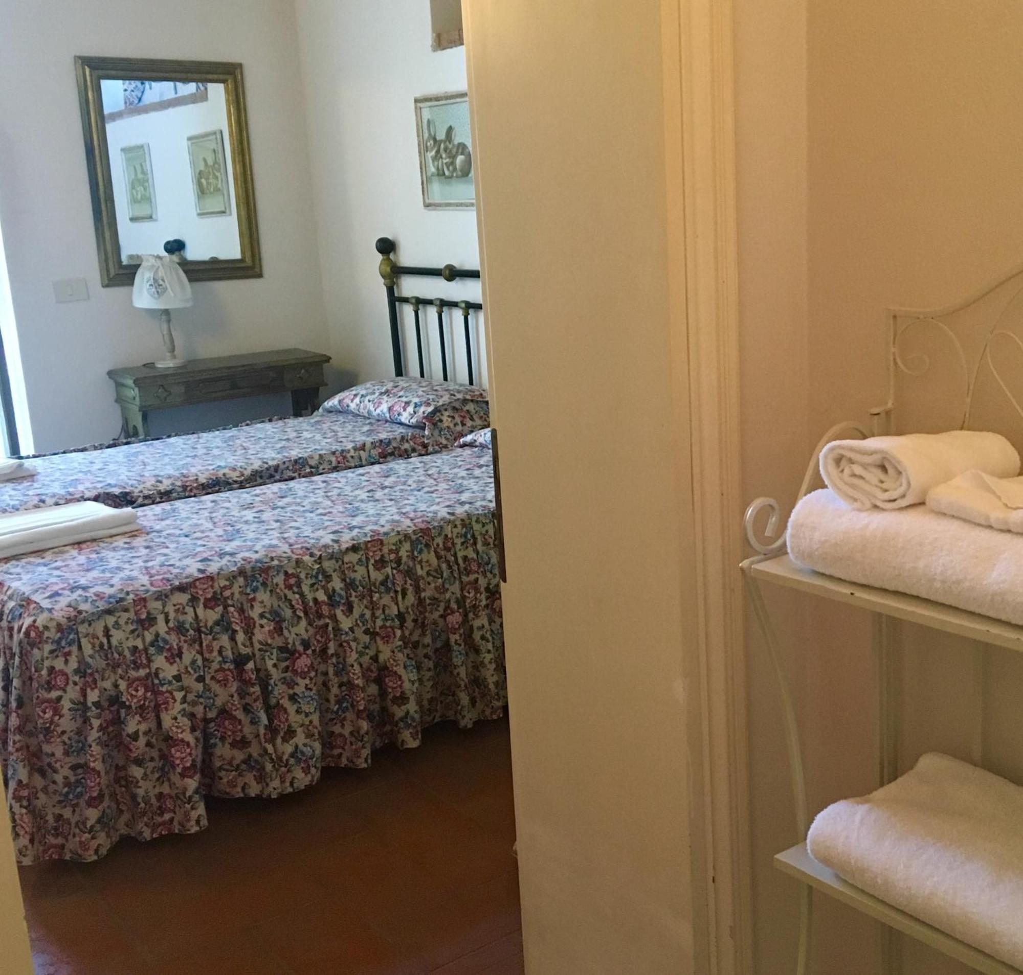 Fattoria Cirene Guest House Follonica Room photo