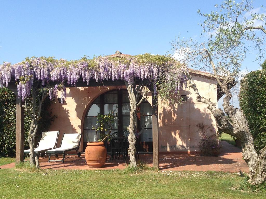 Fattoria Cirene Guest House Follonica Room photo