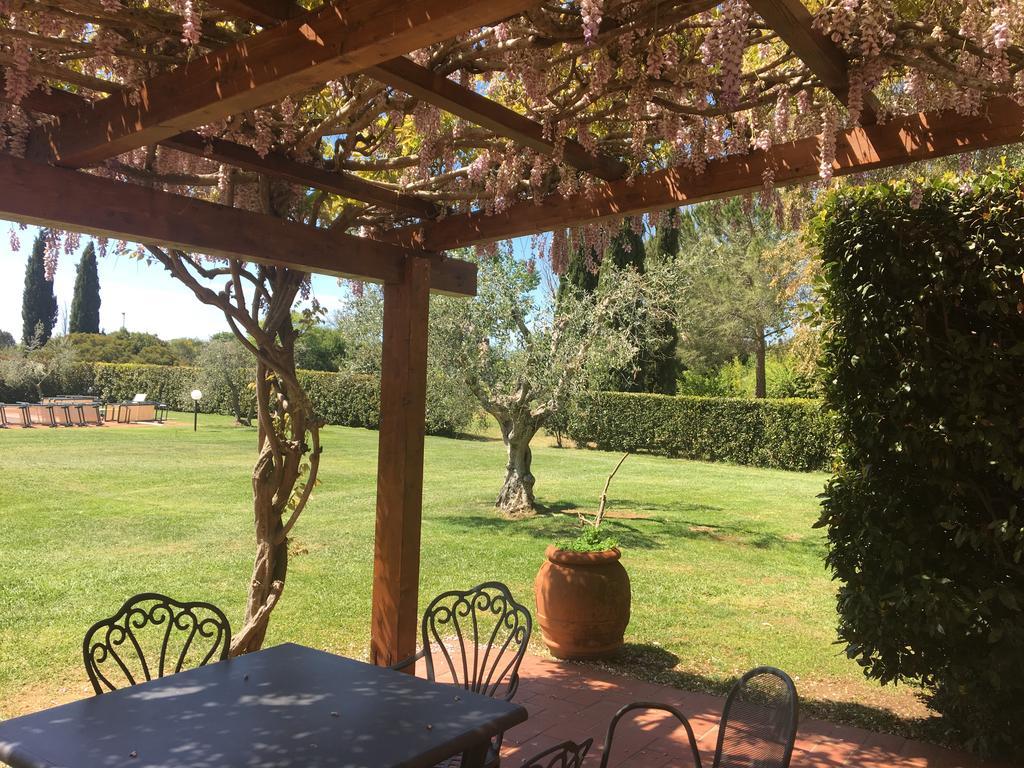 Fattoria Cirene Guest House Follonica Exterior photo